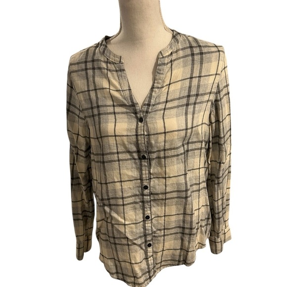 {Calvin Klein Jeans} Women’s Plaid Button-Up - Picture 1 of 3
